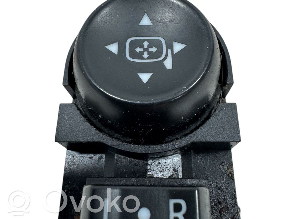 Opel Astra K Wing mirror switch 