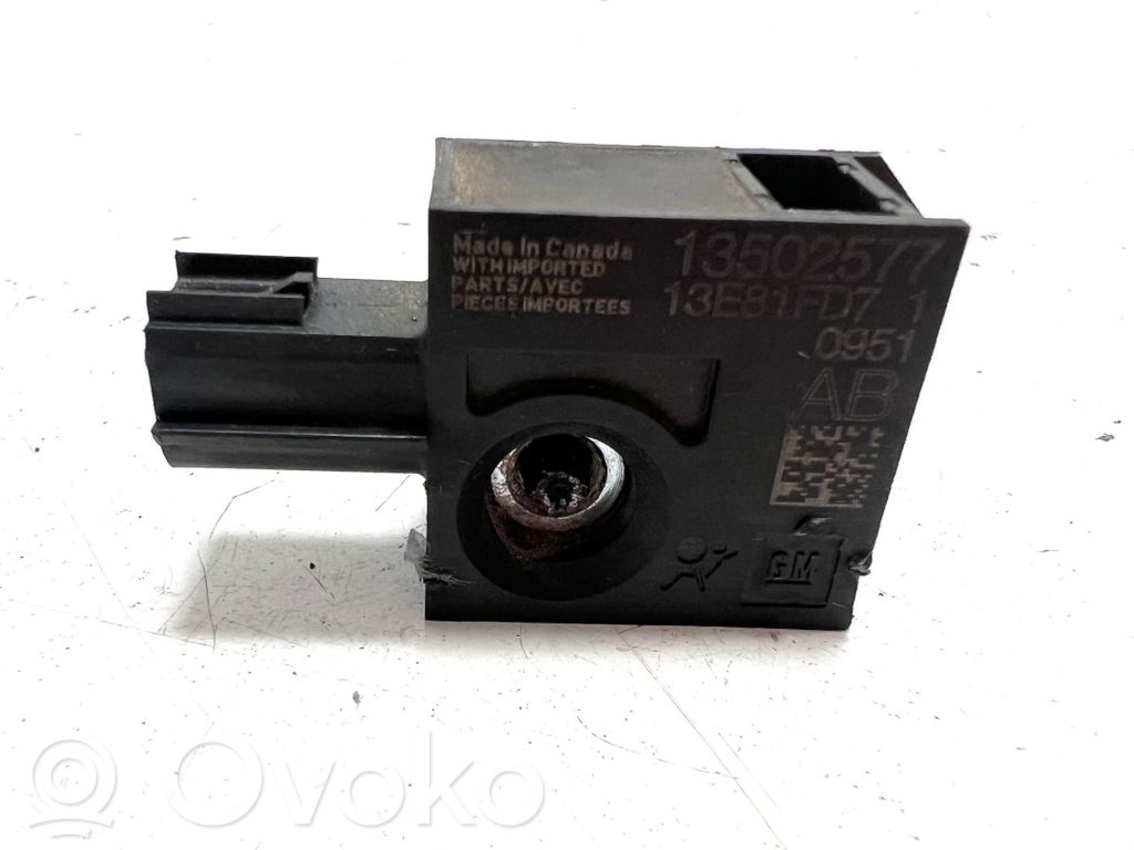Chevrolet Volt I Airbag deployment crash/impact sensor 