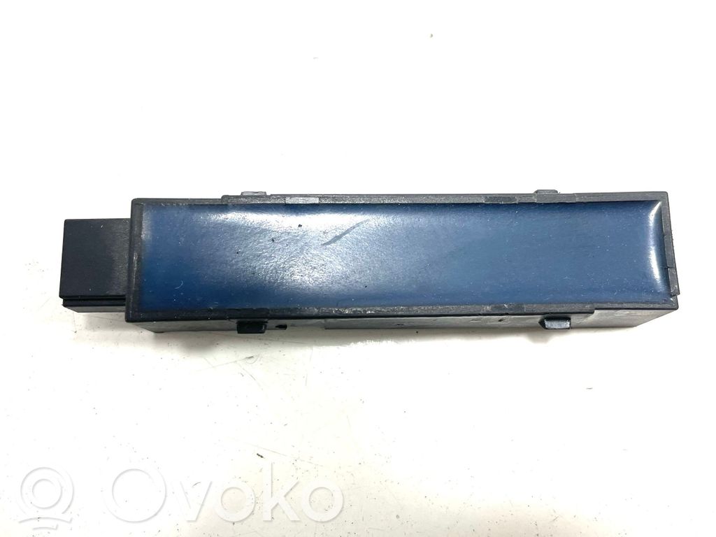 Chevrolet Volt I Keyless system antenna 