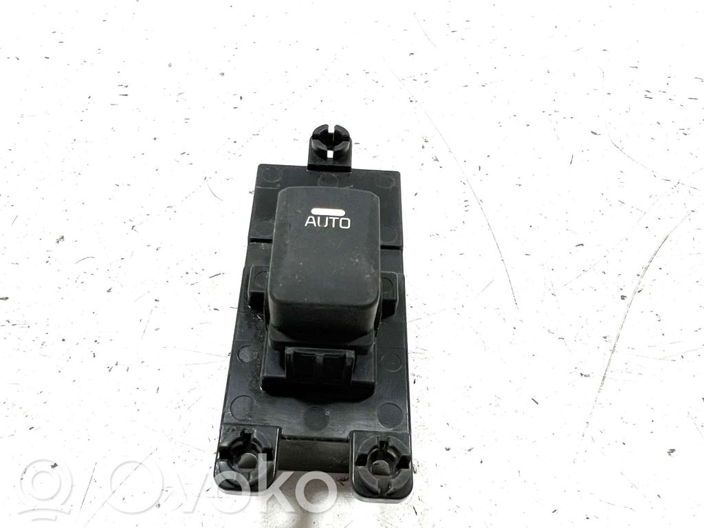 KIA Ceed Electric window control switch 