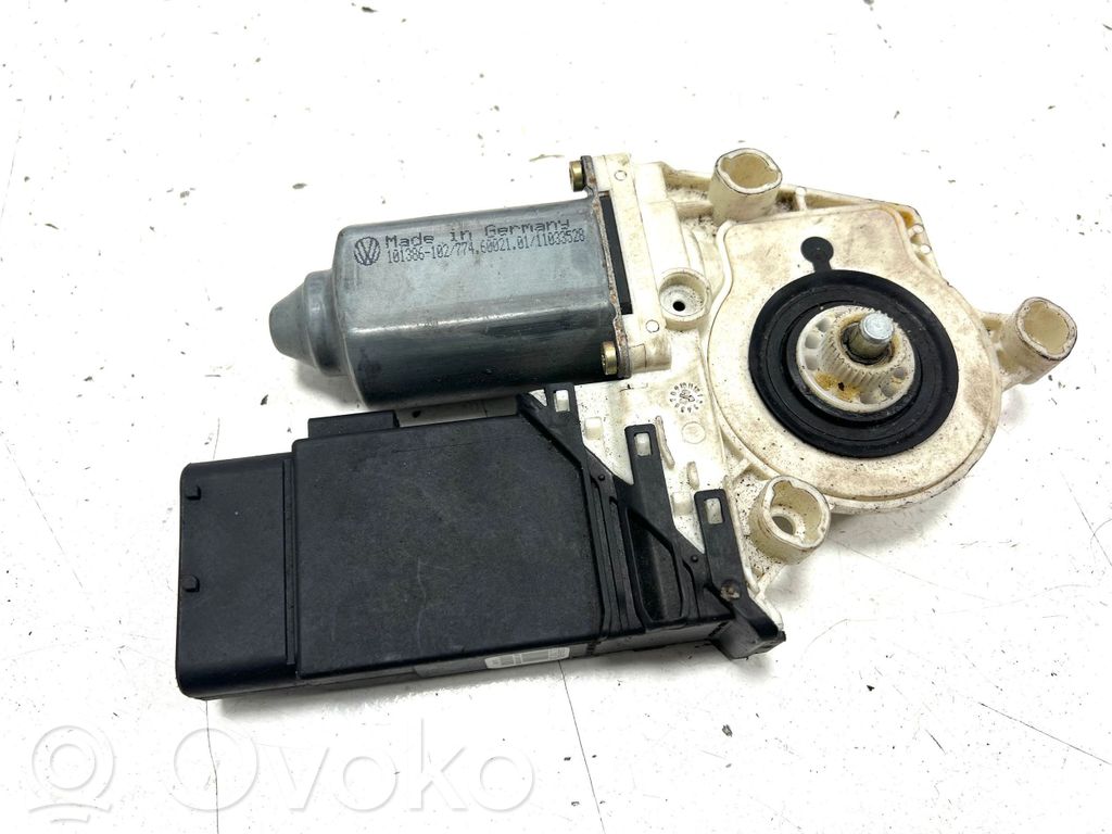 Volkswagen Golf IV Silnik regulatora szyby drzwi przednich 