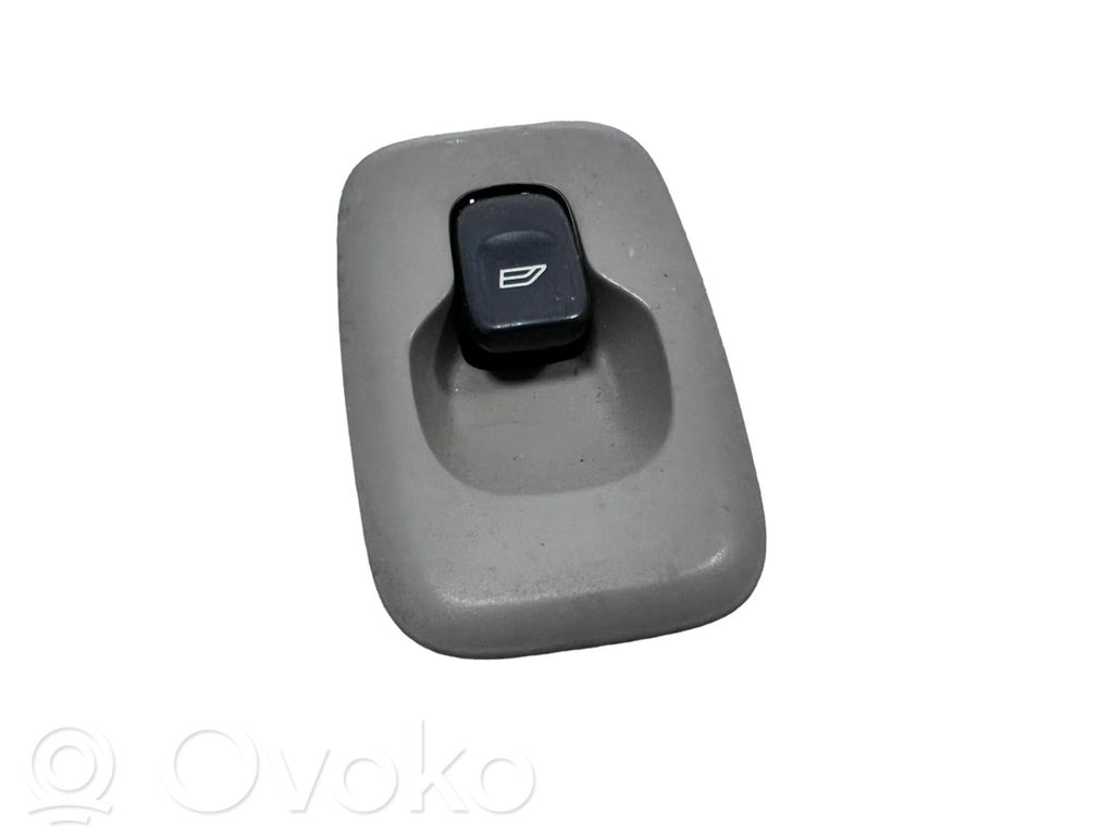 Volvo XC90 Electric window control switch 