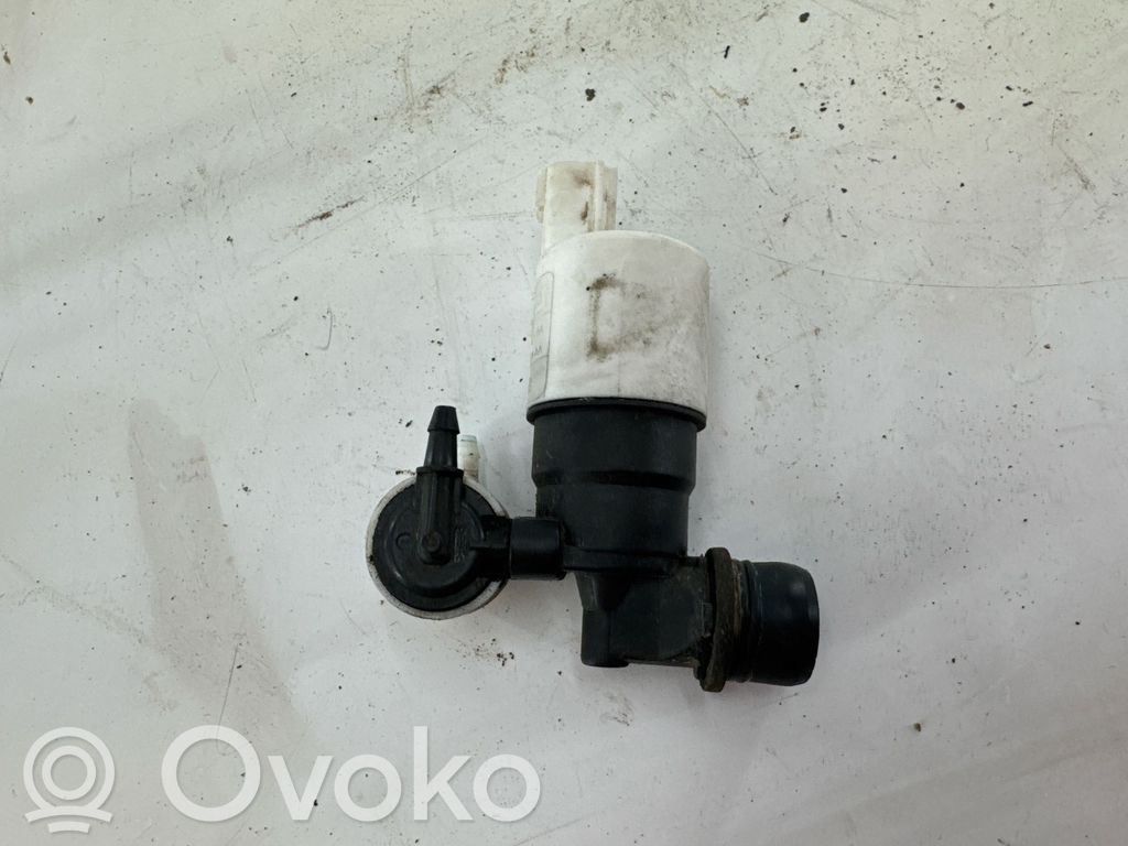 Ford Grand C-MAX Windscreen/windshield washer pump 