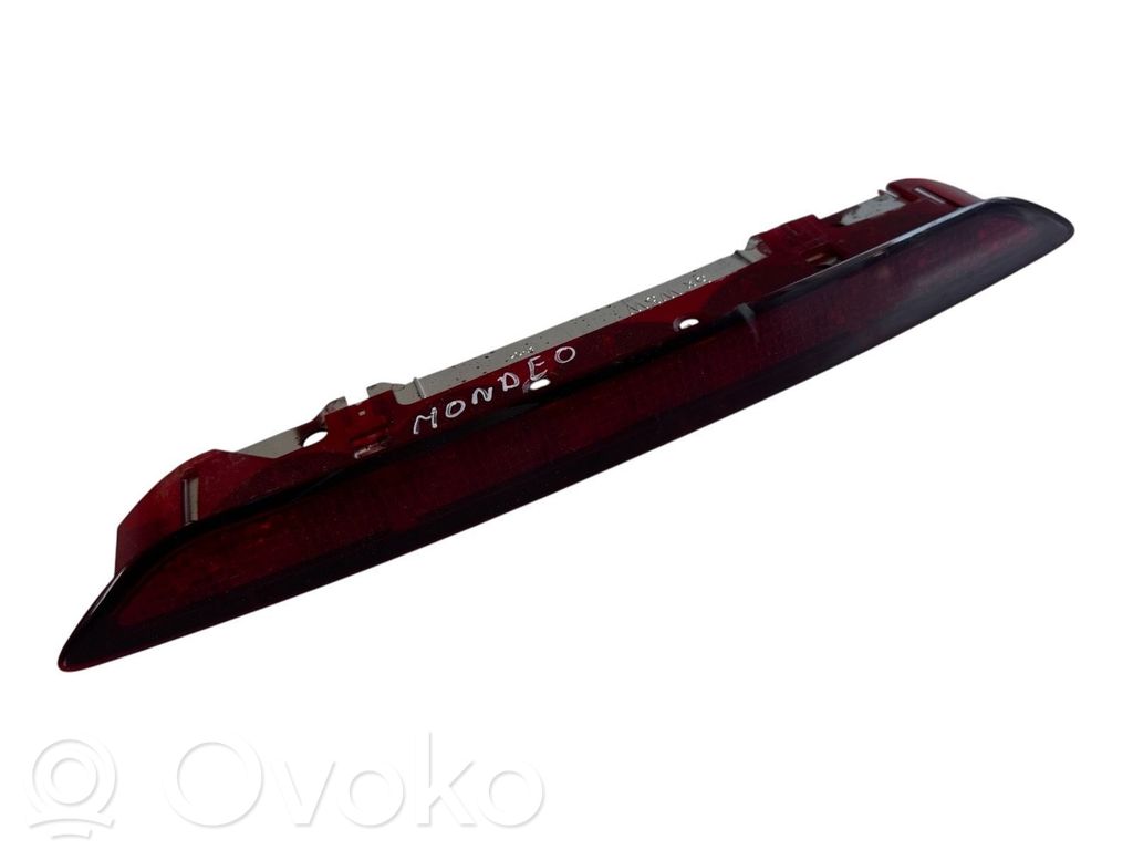 Ford Mondeo MK IV Trzecie światło stop 