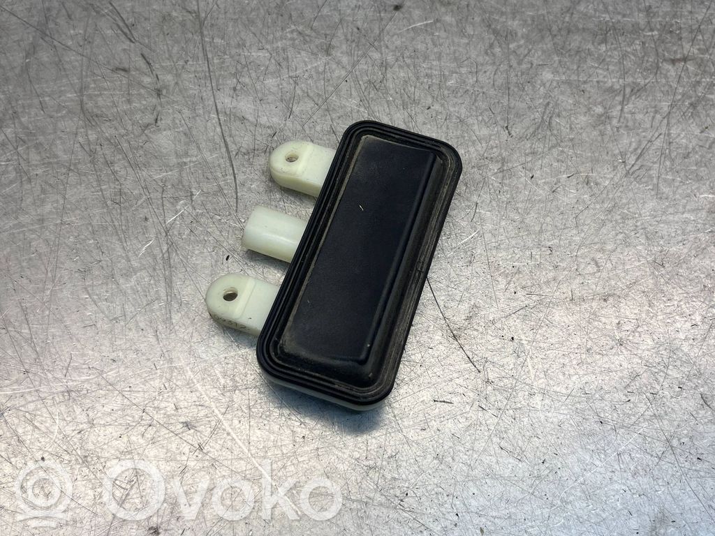 Mercedes-Benz E W212 Interruptor para abrir la puerta trasera 