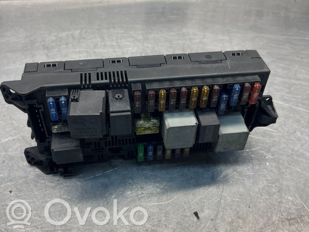 Mercedes-Benz E W211 Fuse module 