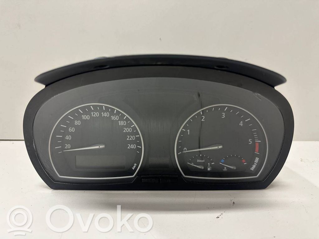 BMW X3 E83 Speedometer (instrument cluster) 