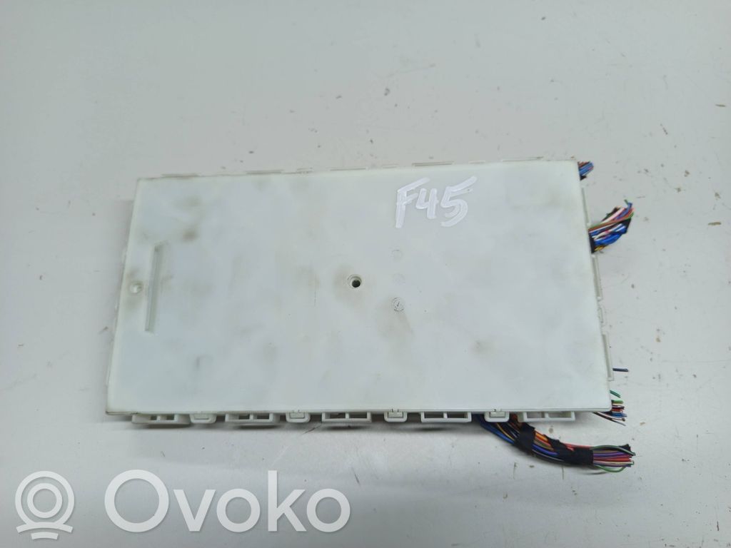 BMW 2 F45 Komforta modulis 