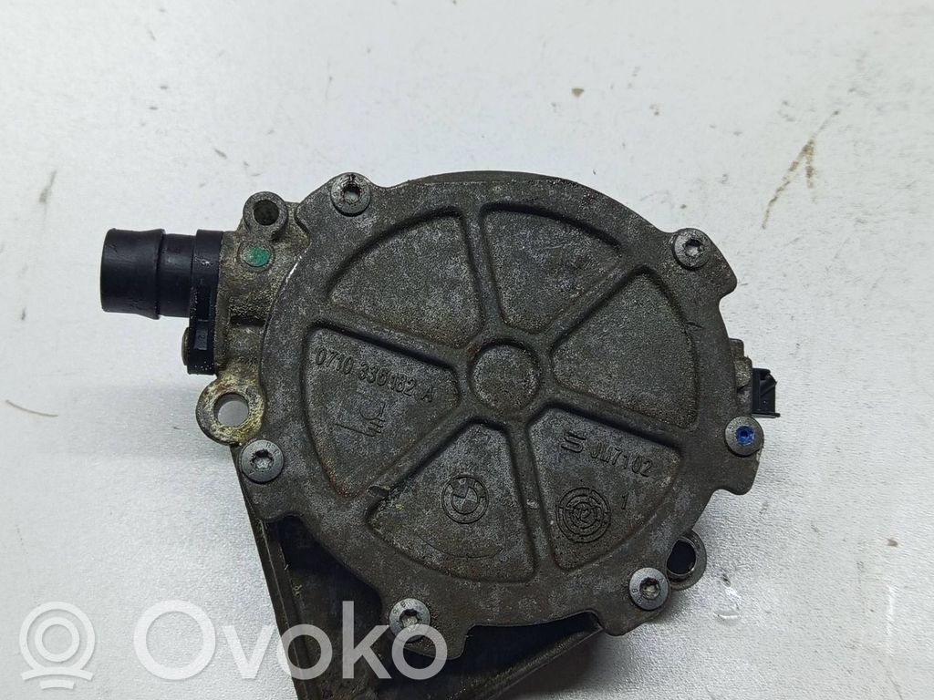 BMW X3 F25 Vacuum pump 