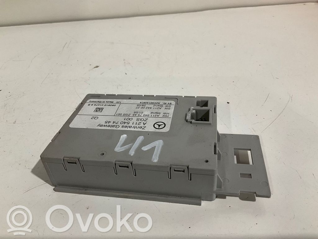 Mercedes-Benz E W211 Gateway control module 