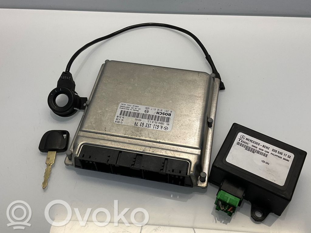 Komputer / Sterownik ECU i komplet kluczy   A6111536379,0281010617,28RTE000,6111536379