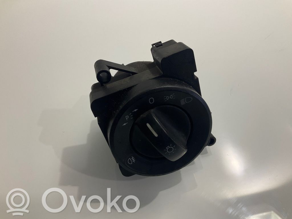 Mercedes-Benz Sprinter W906 Light switch 