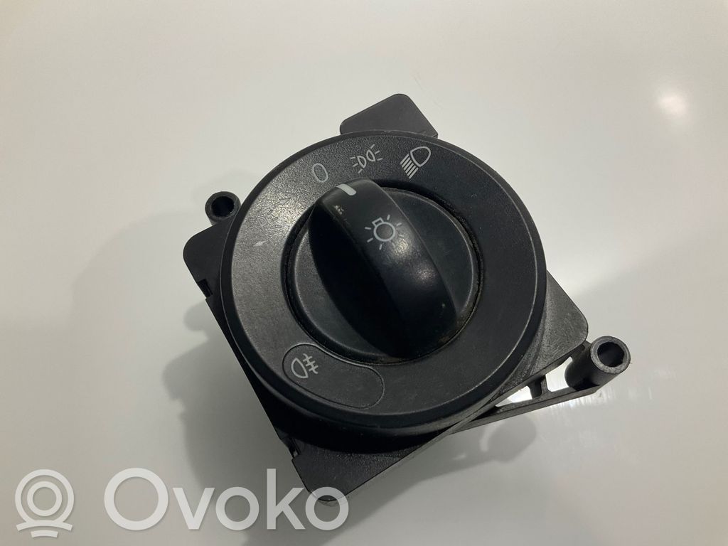 Mercedes-Benz Sprinter W906 Light switch 