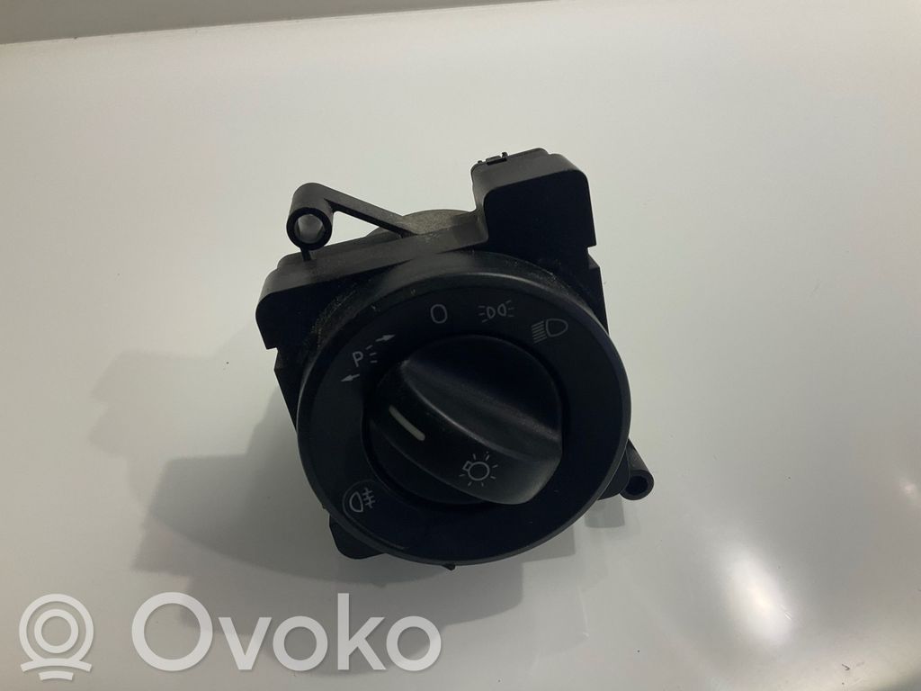 Mercedes-Benz Sprinter W906 Light switch 