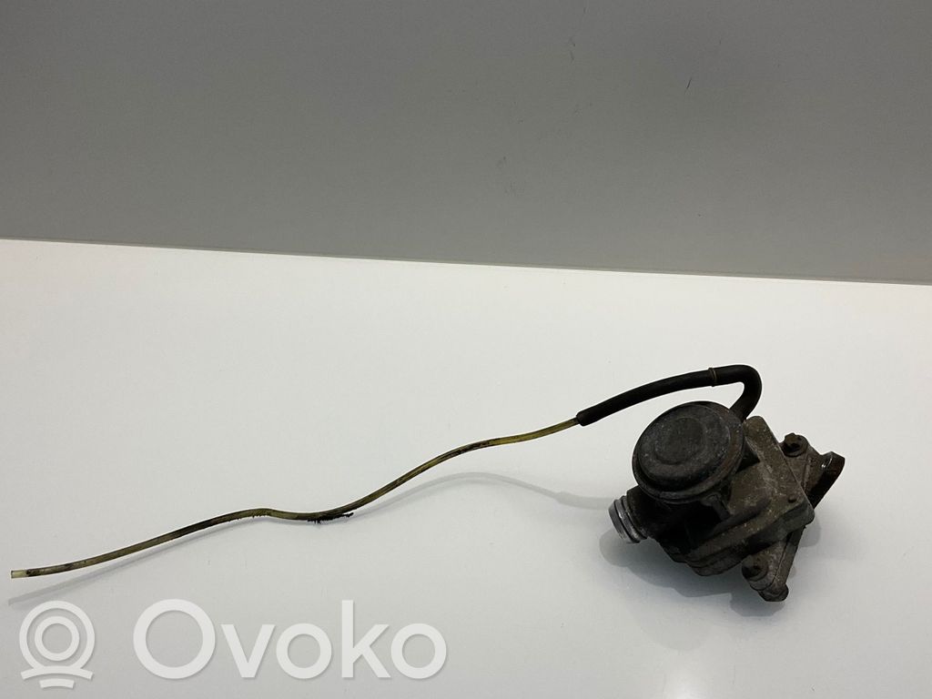 Mercedes-Benz E W211 EGR valve 