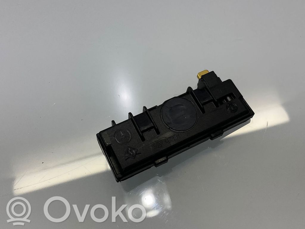 Mercedes-Benz E C207 W207 Sensor de lluvia 