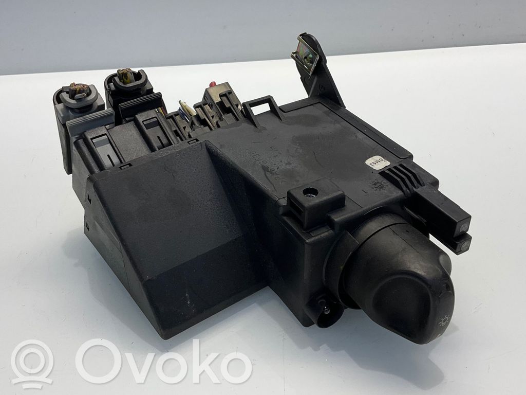 Mercedes-Benz E W210 Light switch 
