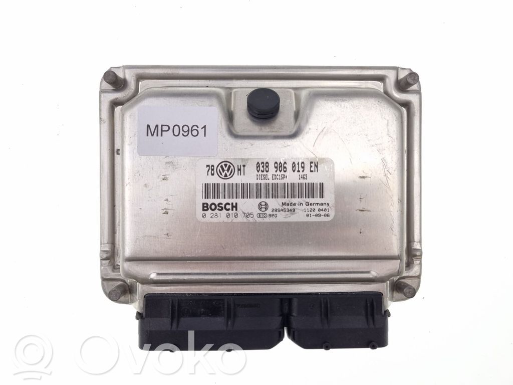 Volkswagen PASSAT B5.5 Engine control unit/module 