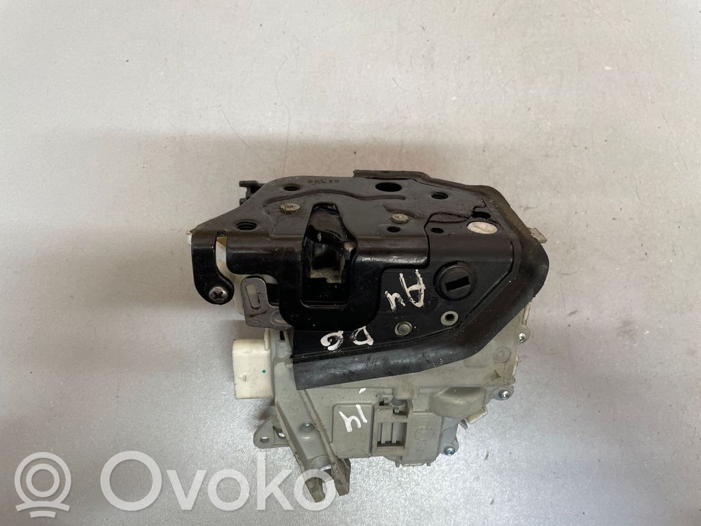 Audi A5 8T 8F Takaoven lukko 