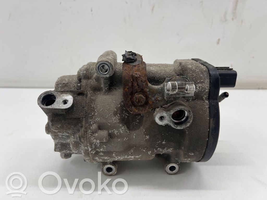 Toyota Corolla E210 E21 Compresseur de climatisation 