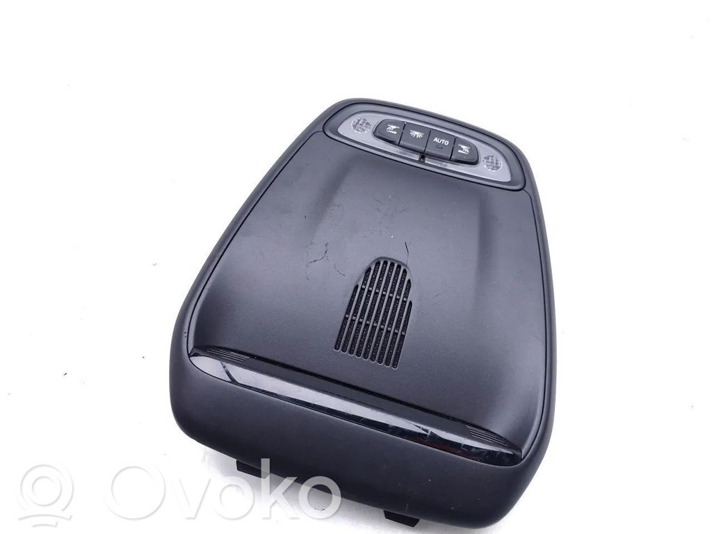 Volvo V40 Фонарь освещения передних мест 