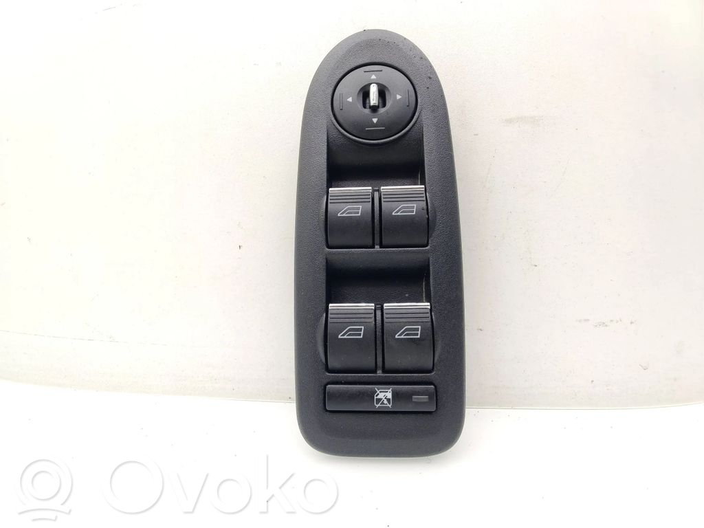 Ford Kuga I Electric window control switch 