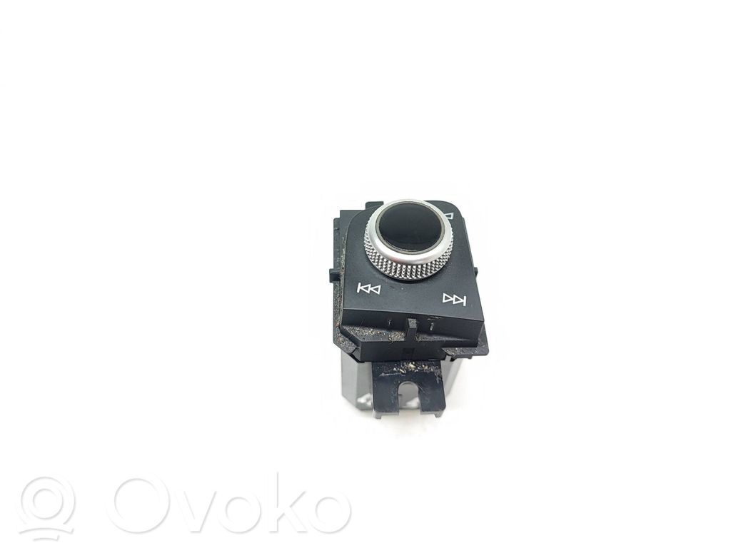 Audi A4 S4 B9 Sound control switch 