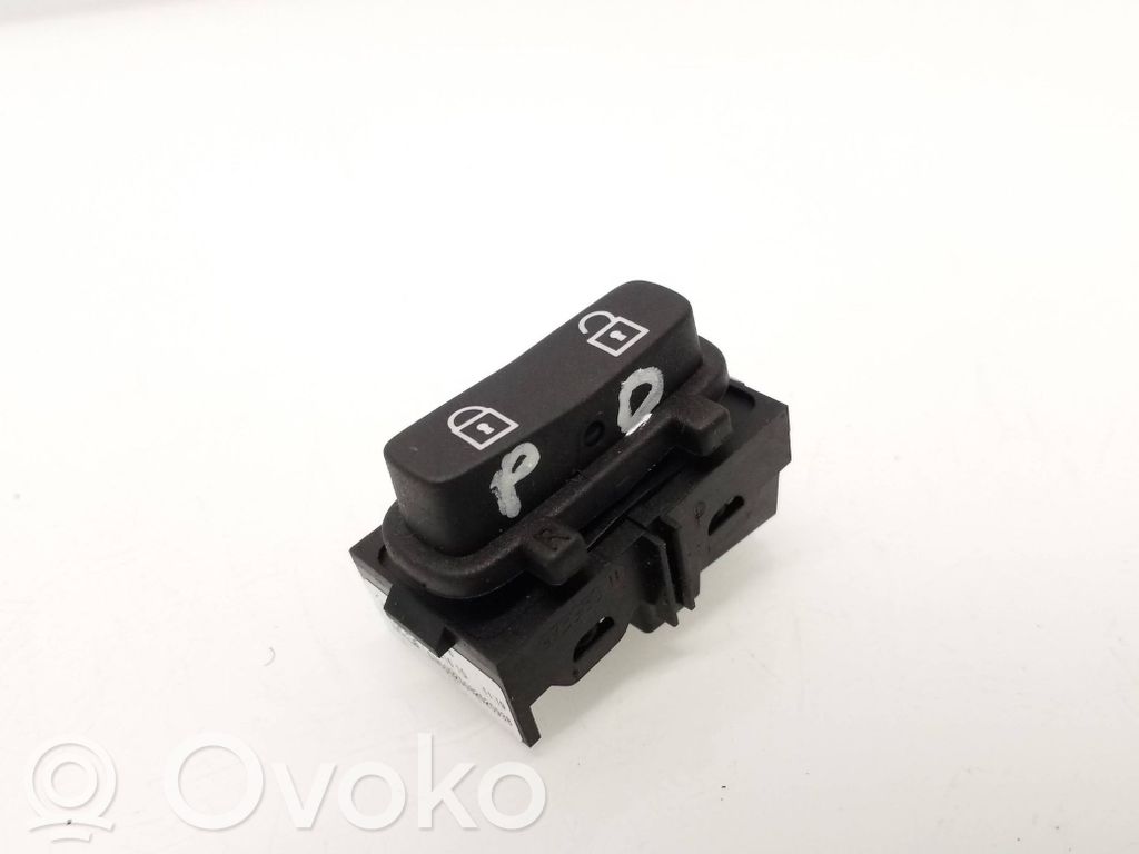 Volvo XC60 Central locking switch button 