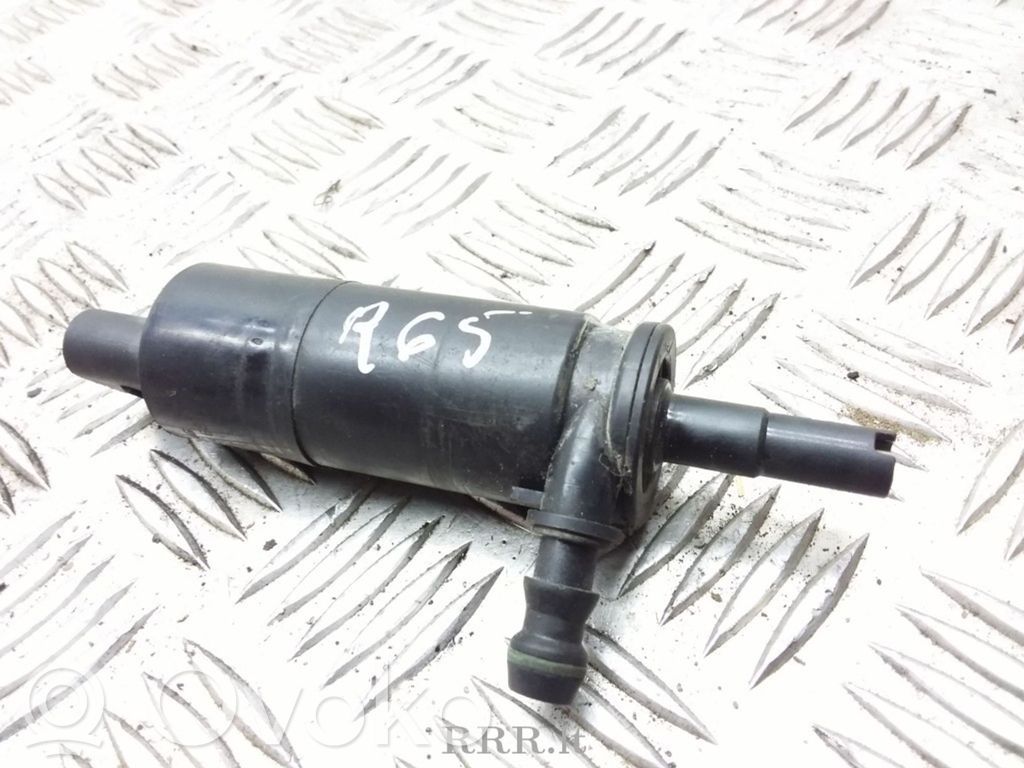 Volkswagen Transporter - Caravelle T5 Headlight washer pump 