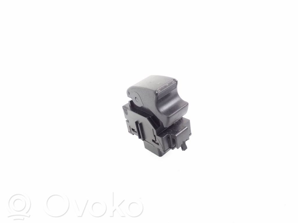 Toyota Corolla Verso AR10 Electric window control switch 