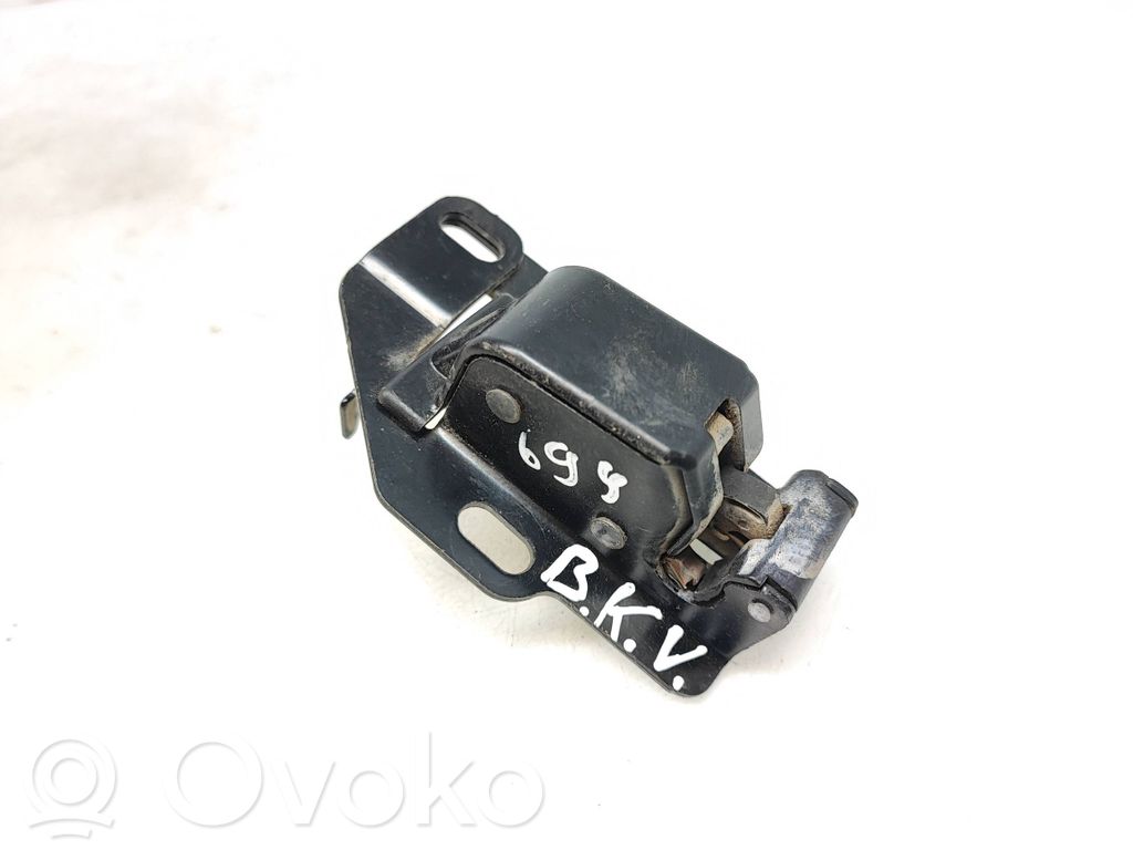 Loading door lock