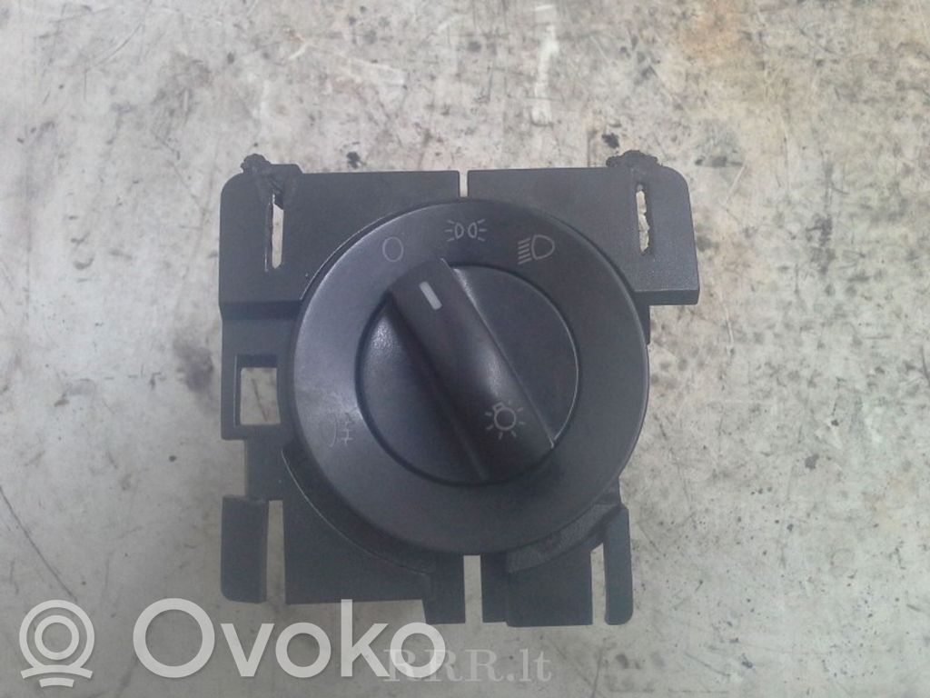 Volkswagen Transporter - Caravelle T5 Light switch 