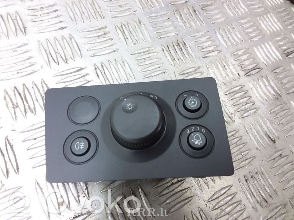Opel Zafira B Light switch 