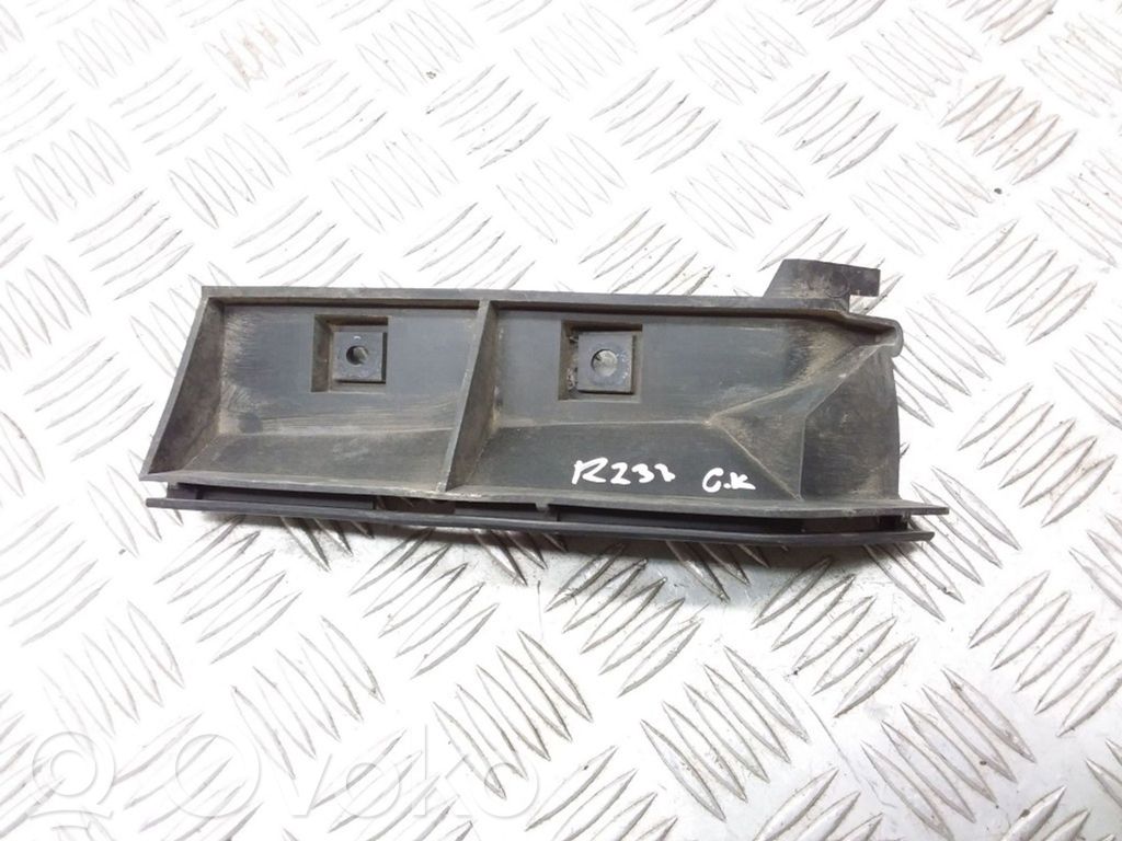 Volvo V50 Galinis laikiklis bamperio 