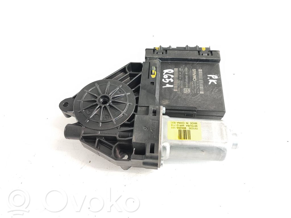 Volvo XC40 Silnik regulatora szyby drzwi przednich 