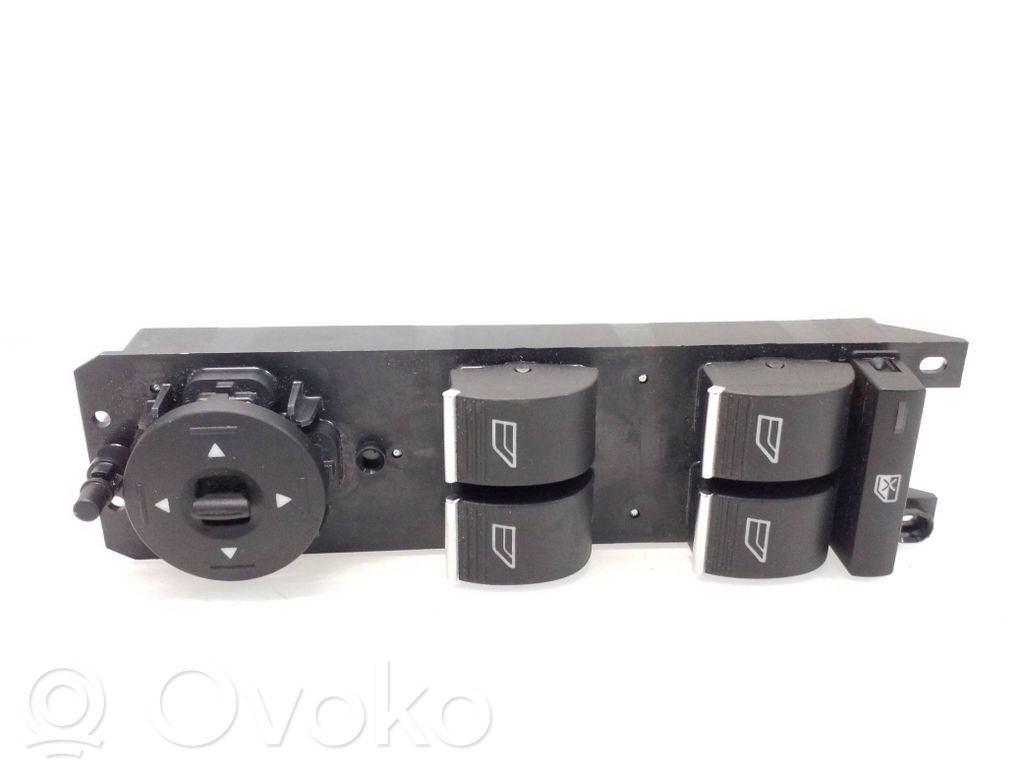 Ford Kuga II Electric window control switch 