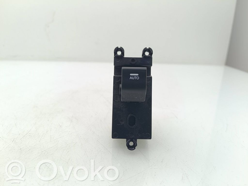 Hyundai i40 Electric window control switch 