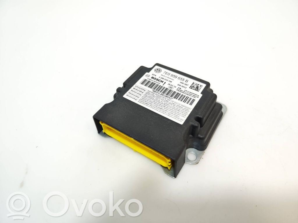 Volkswagen Transporter - Caravelle T5 Airbag control unit/module 