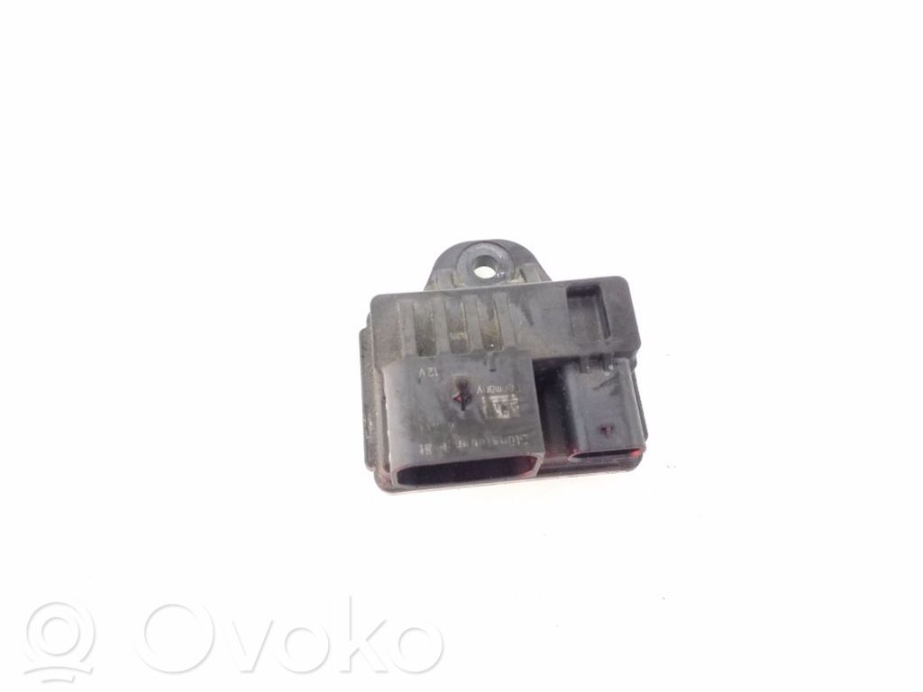 BMW 1 F20 F21 Žvakių pakaitinimo rėlė 