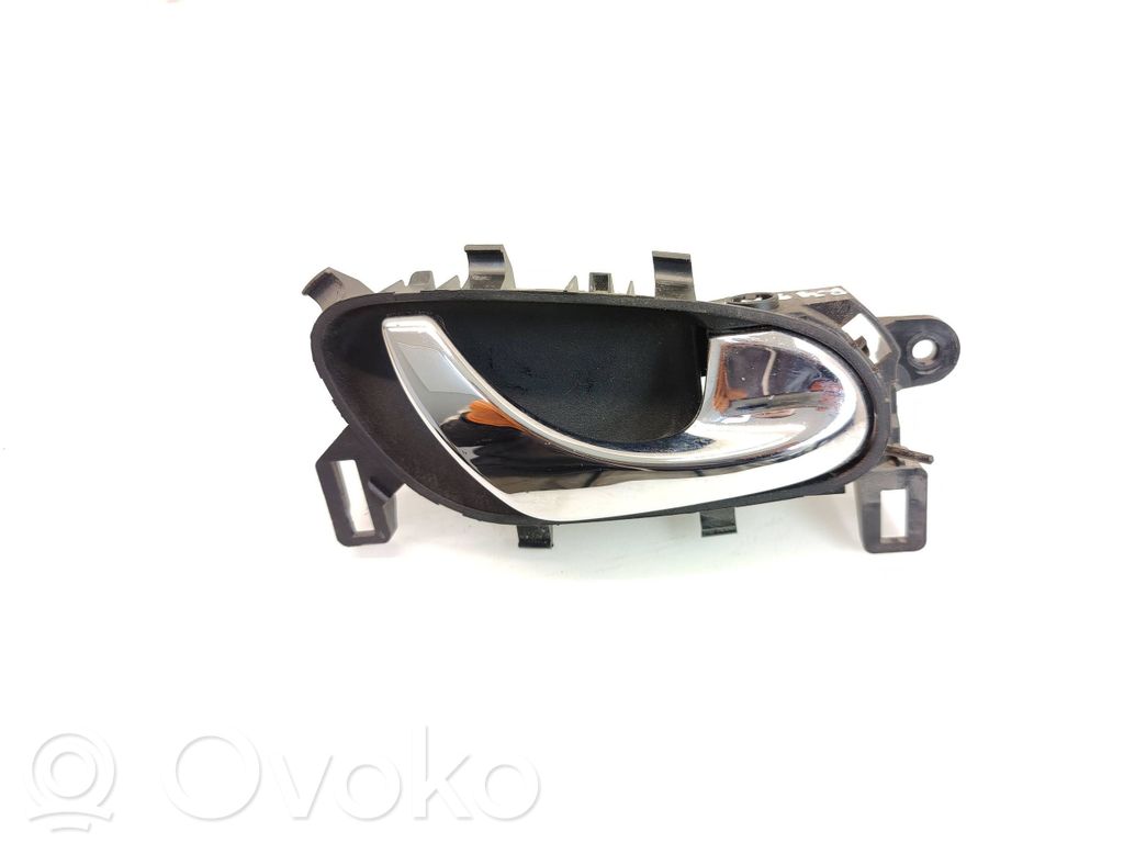 Nissan Qashqai Galinė atidarymo rankenėlė vidinė 