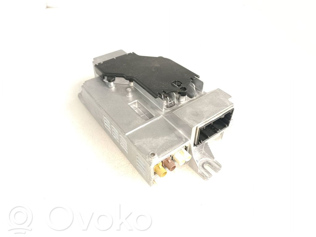 BMW i4 Sound amplifier 