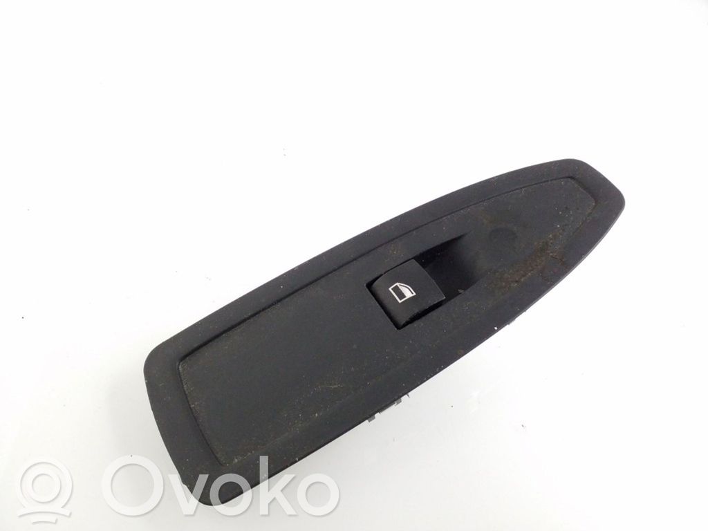 BMW 1 F20 F21 Electric window control switch 
