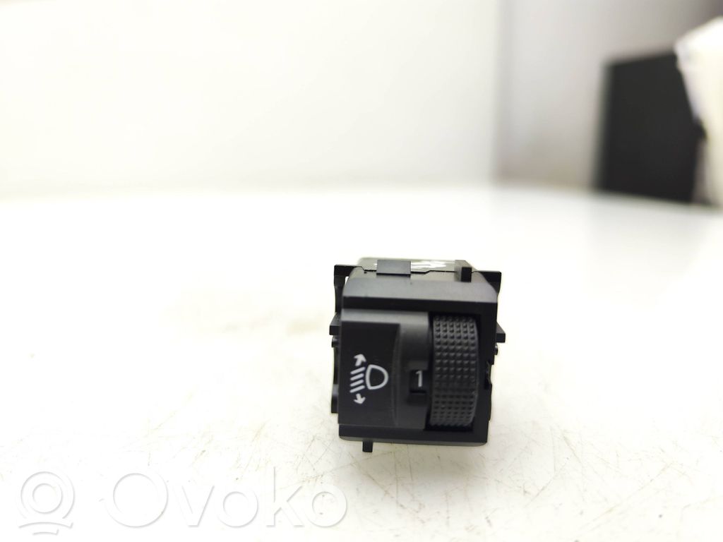Opel Vivaro Headlight level height control switch 