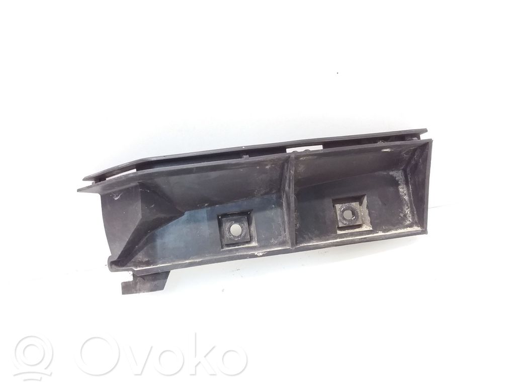 Volvo V50 Galinis laikiklis bamperio 