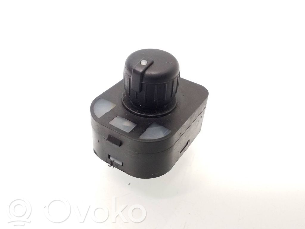 Audi A6 S6 C6 4F Wing mirror switch 