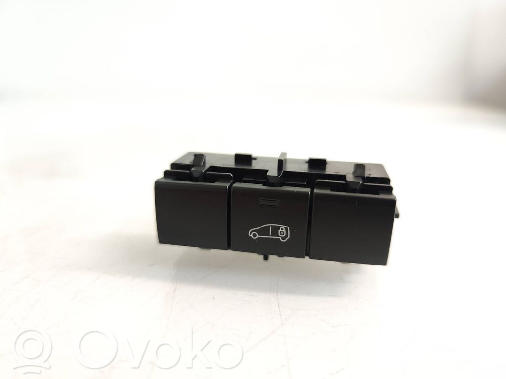 Opel Vivaro Central locking switch button 