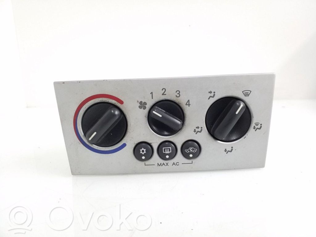Opel Meriva A Climate control unit 