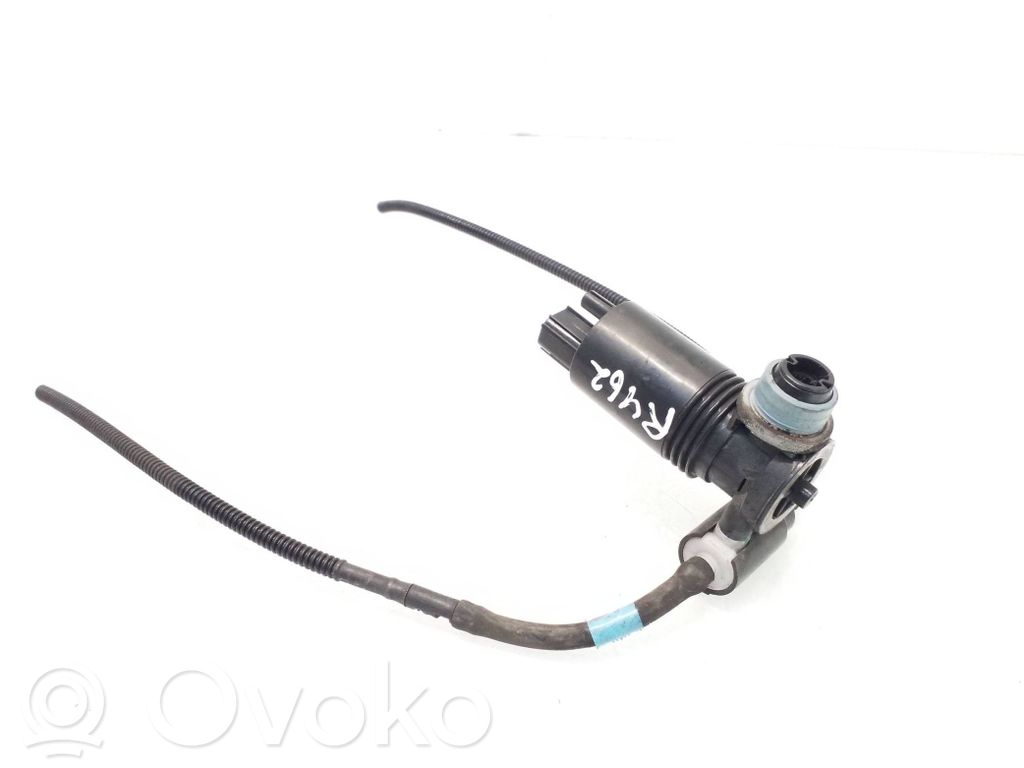 Volvo XC60 Windscreen/windshield washer pump 