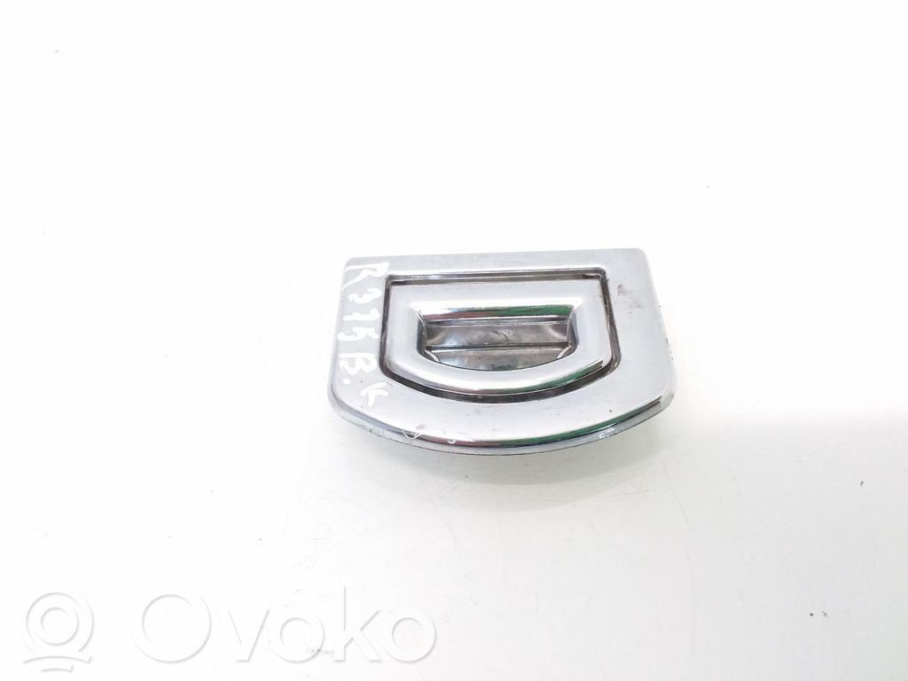 Audi A8 S8 D4 4H Tie down hook / loop 