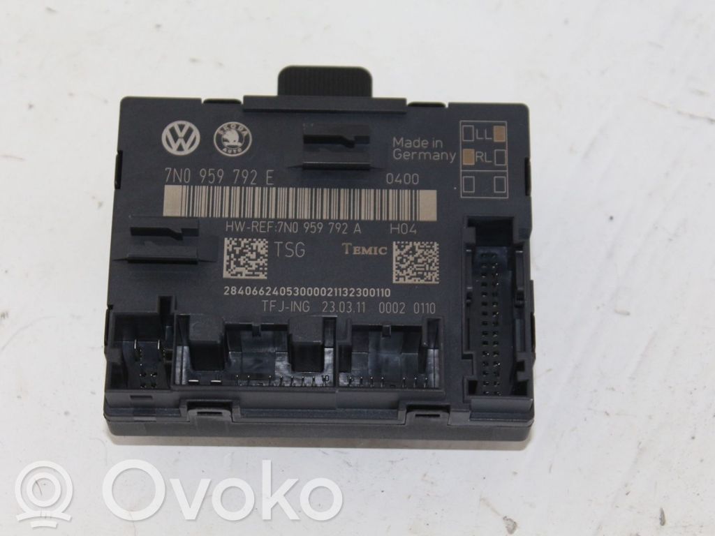 Seat Alhambra (Mk2) Door control unit/module 